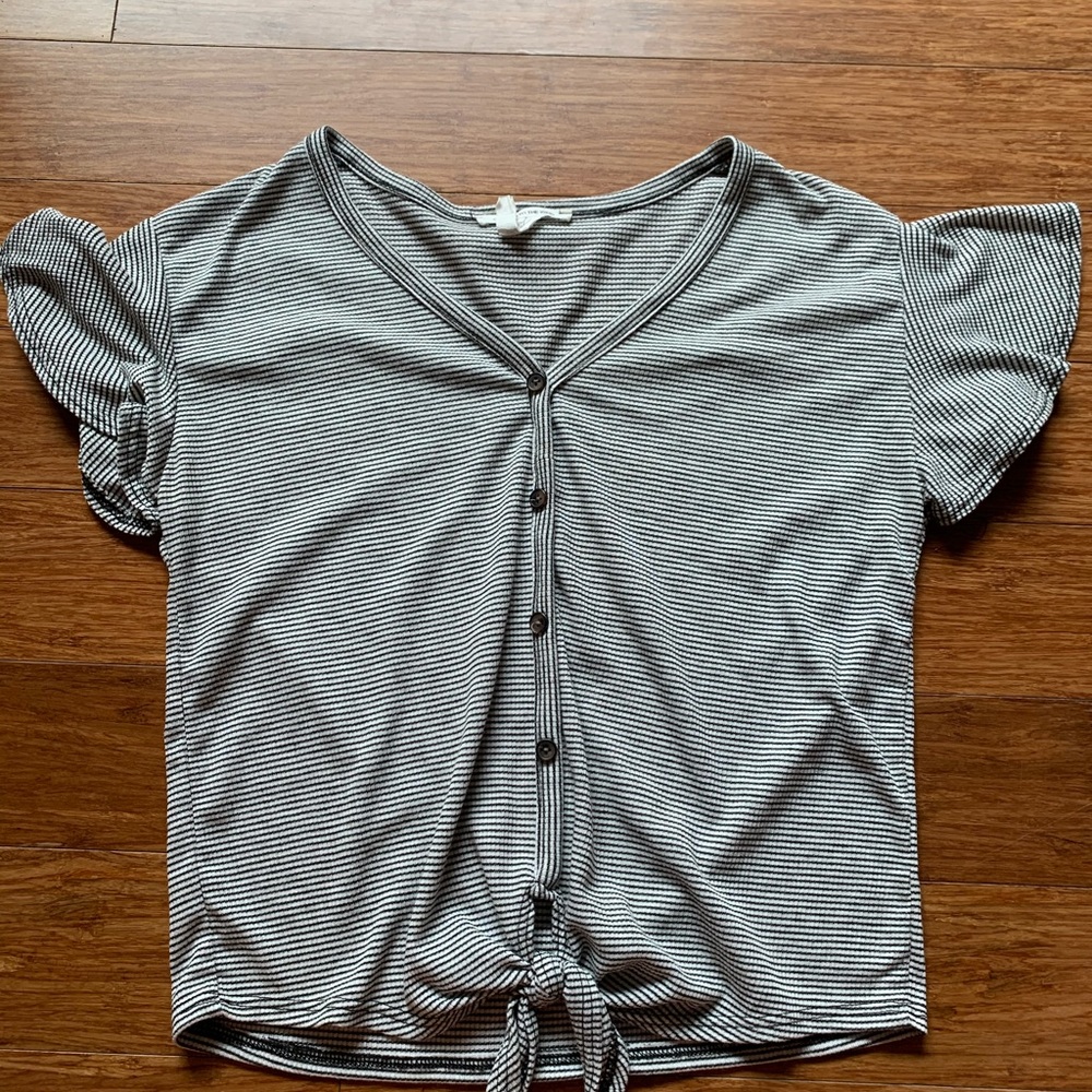 (394) CUTE STRIPED TOP